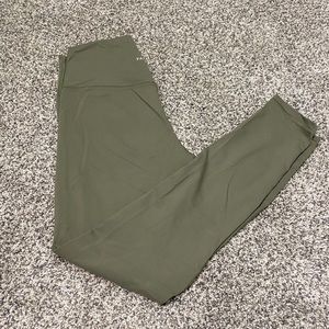 Paragon Capri length legging